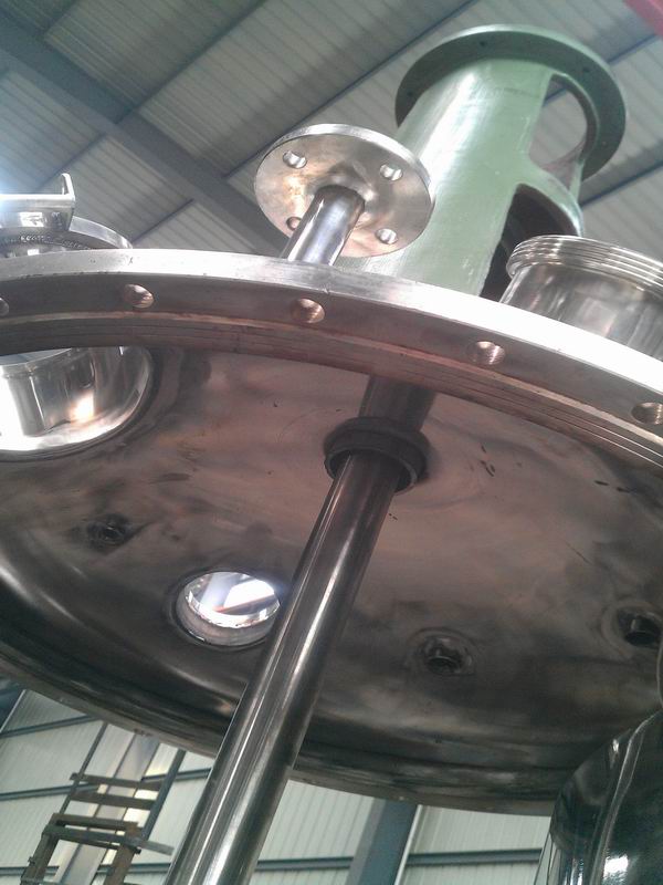 外盤半管加熱反應釜 內盤管加熱反應釜