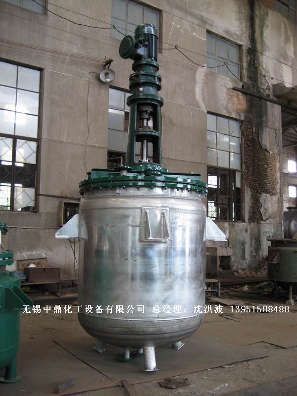 濃硝酸儲罐、鋁儲罐、濃硝酸高位槽、鋁高位槽、濃硝酸計量罐