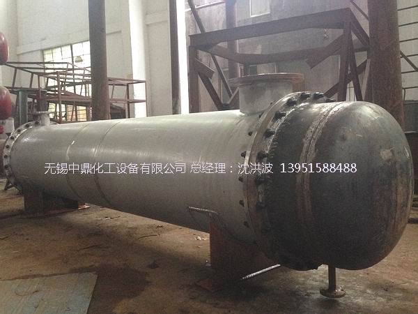 700㎡列管式換熱器(大型冷凝器)