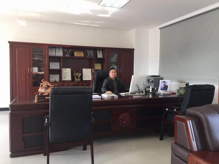 1485164098960896.jpg 252857197437660346.jpg