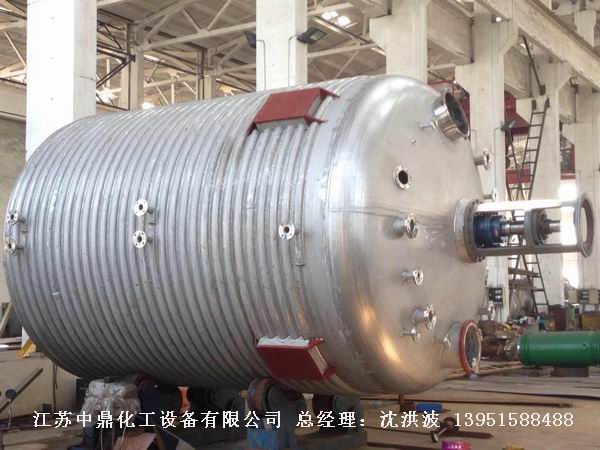 結(jié)晶釜  結(jié)晶反應(yīng)釜  刮壁式結(jié)晶釜 刮壁式反應(yīng)釜  四氟刮板刮壁反應(yīng)釜